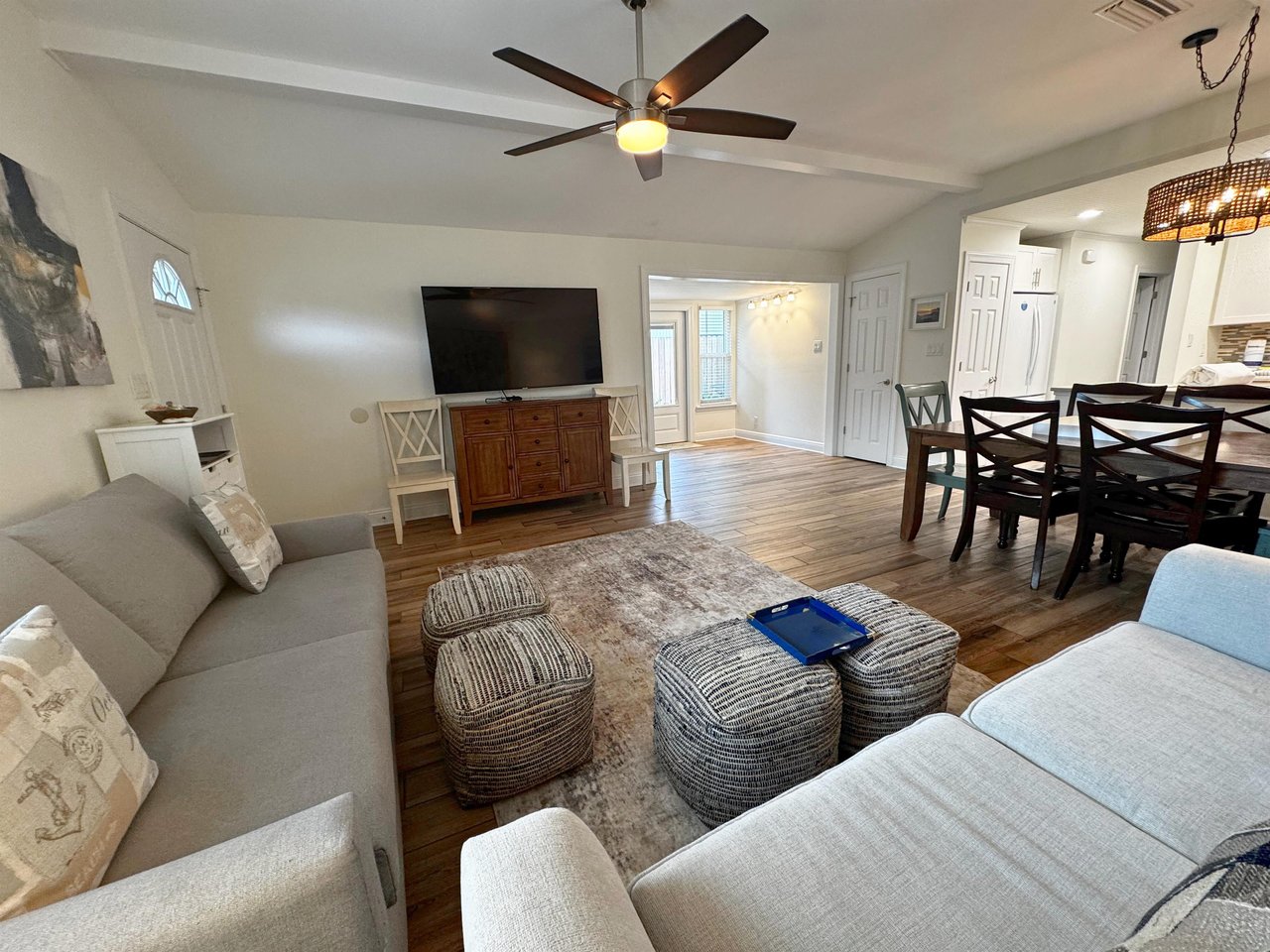Living Room 1 Part 4