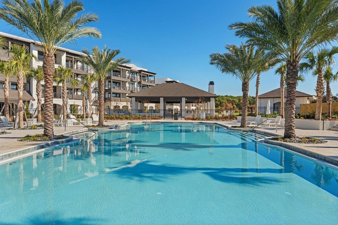 Grove Pool