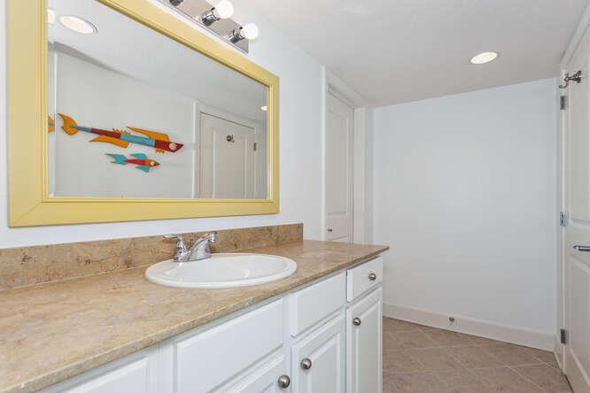 Perdido Towers 905 West Beach Music in Perdido Key