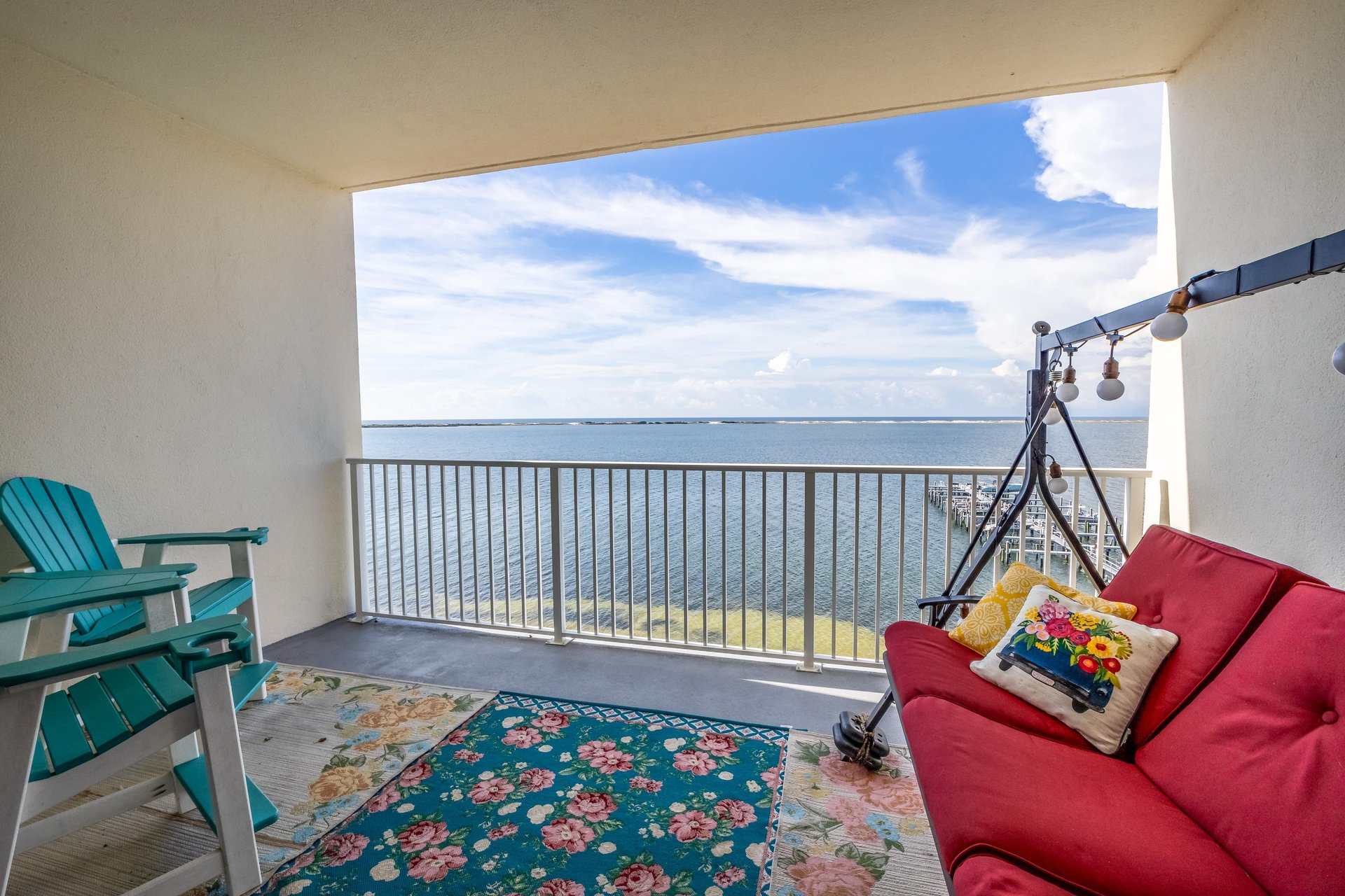 Harbour Pointe 605 by PKRM