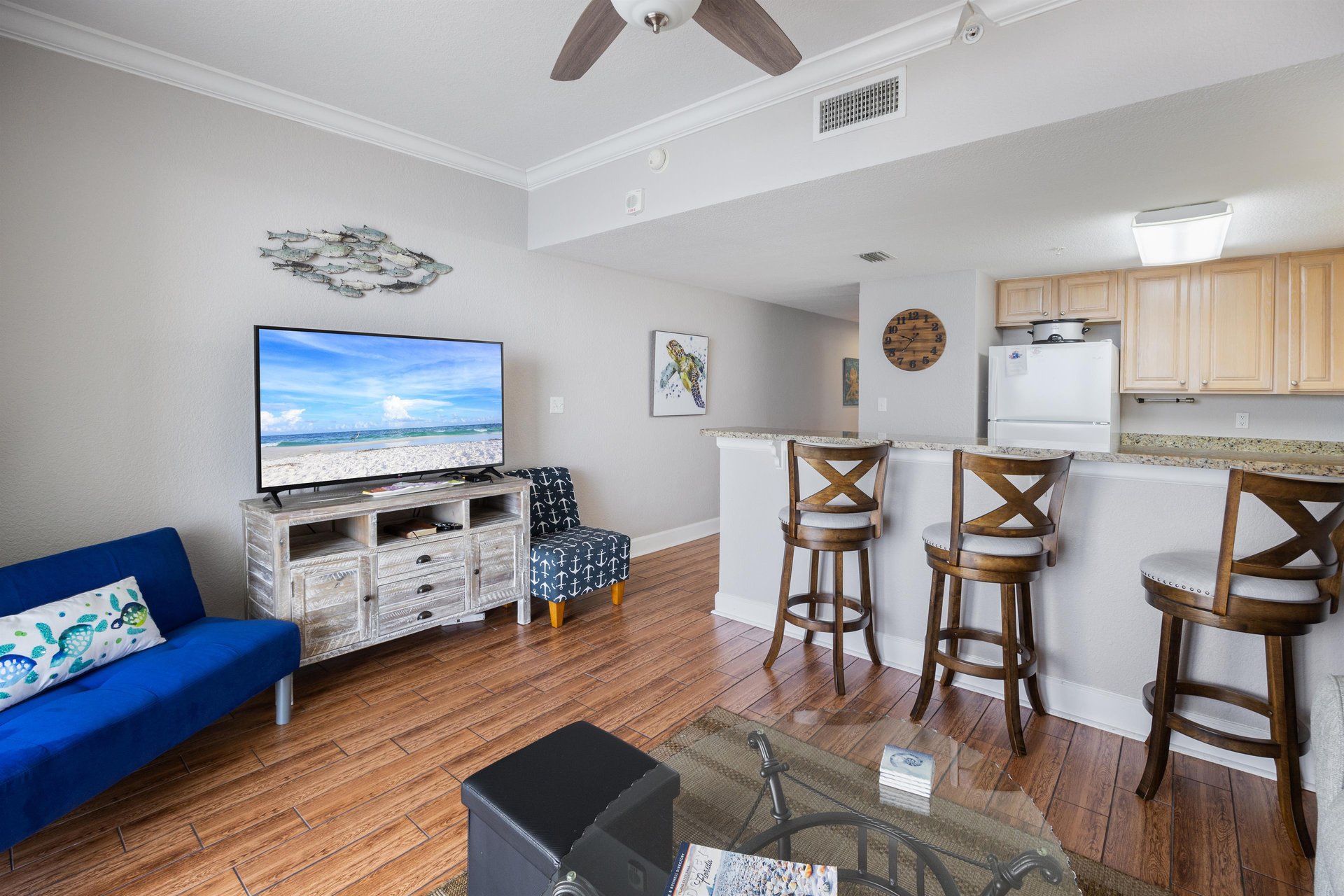 Harbour Pointe 605 by PKRM