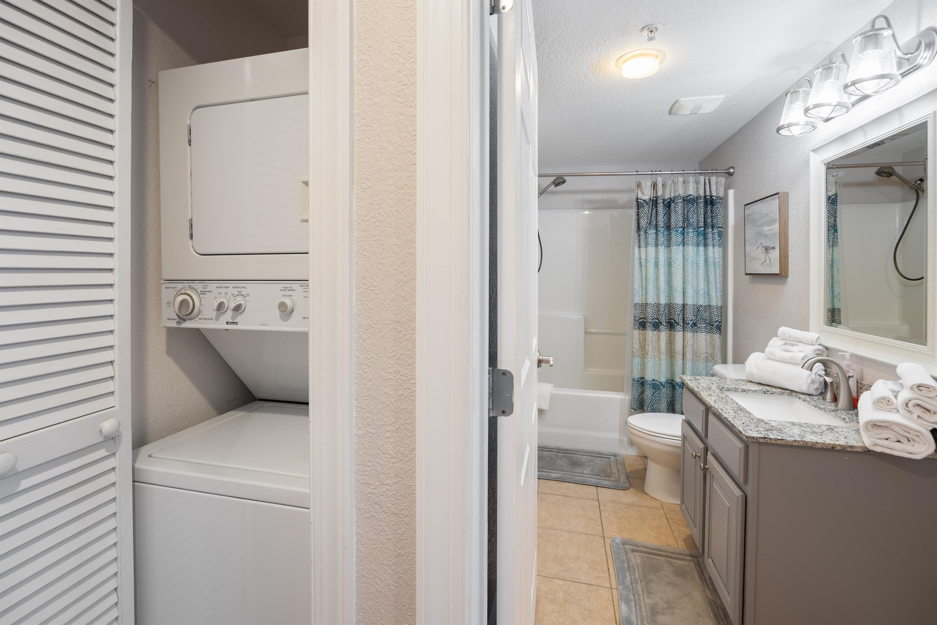 Harbour Pointe 605 by PKRM