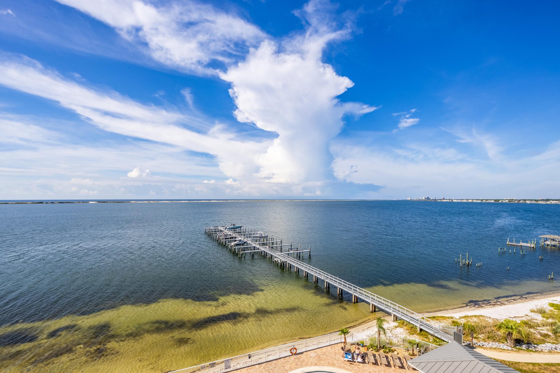 Harbour Pointe 605 by PKRM