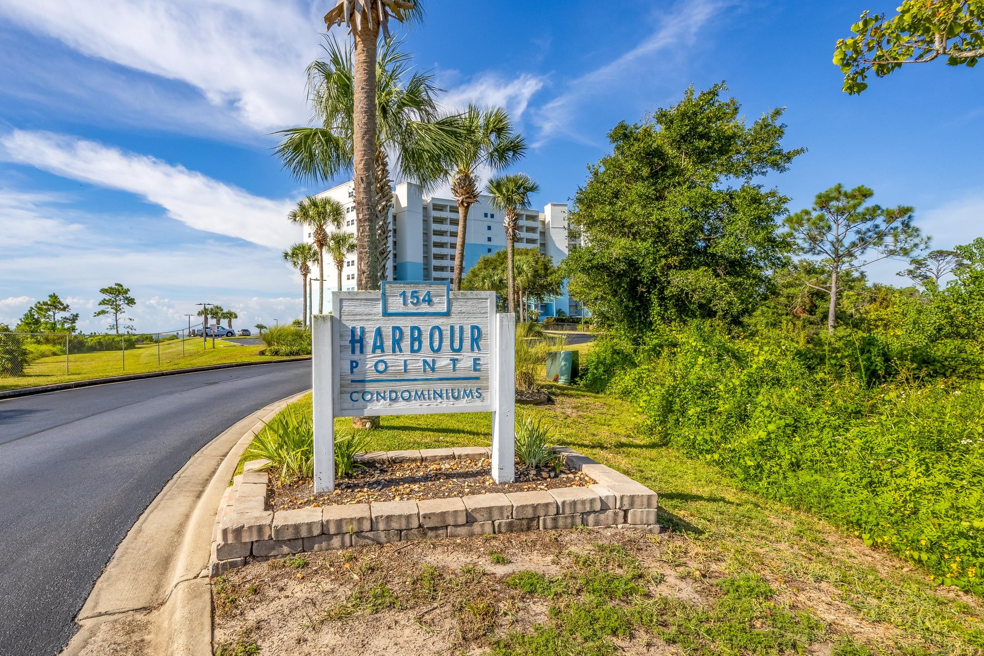 Harbour Pointe 605 by PKRM