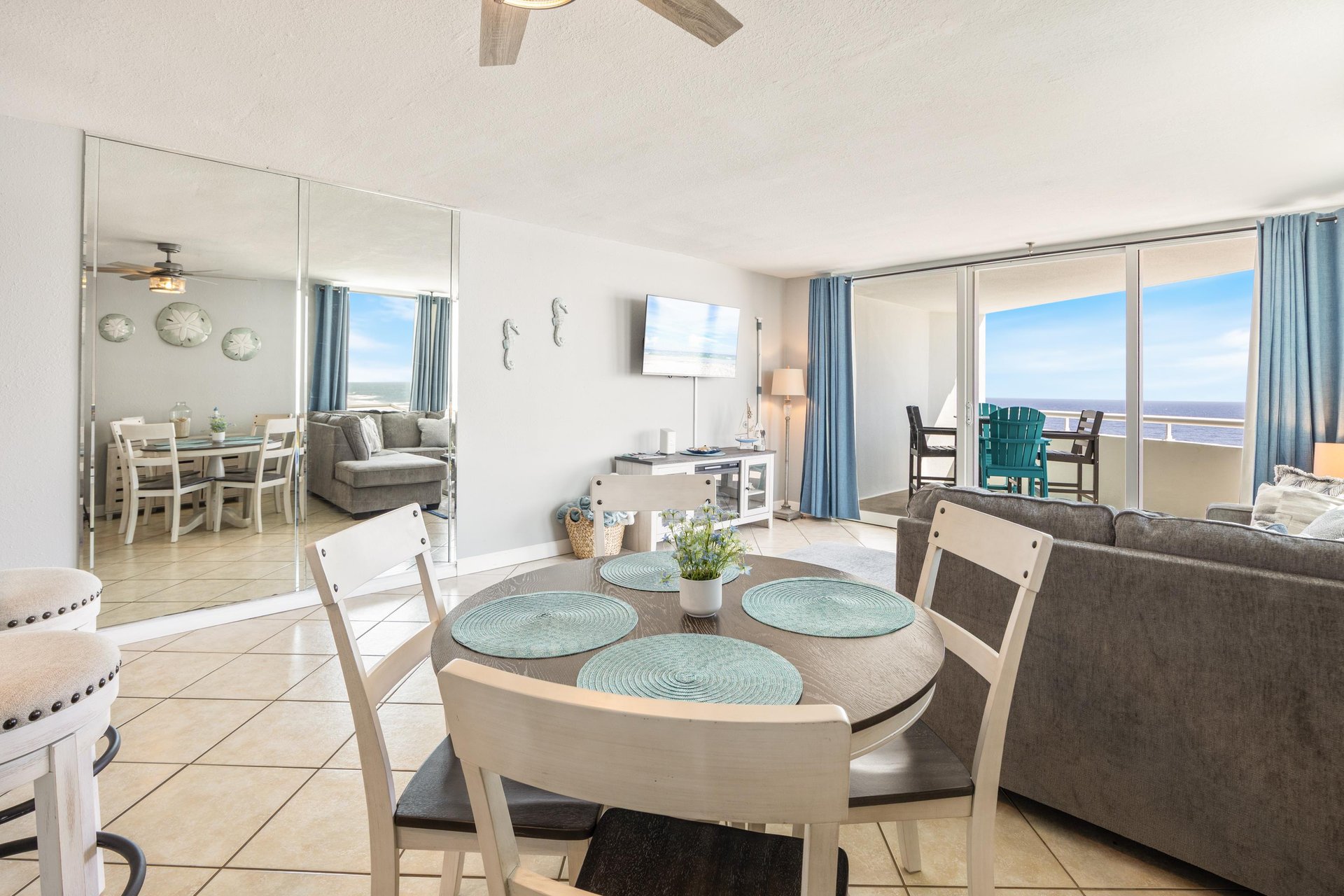 Perdido Sun Resort 1006 by PKRM
