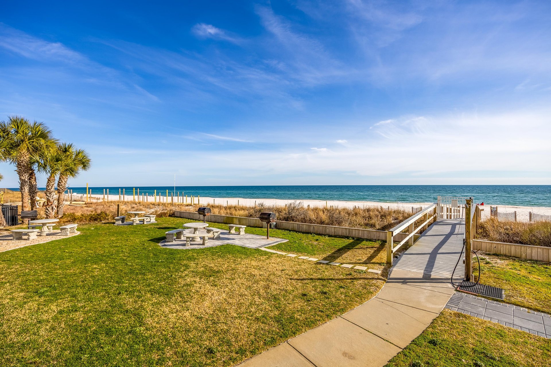 Perdido Sun Resort 1006 by PKRM