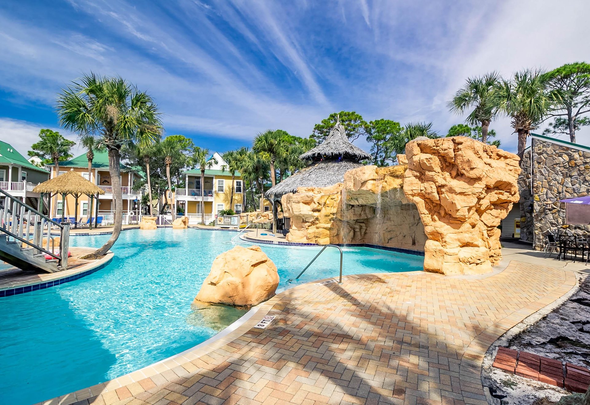 Free At Last Purple Parrot Resort Grounds and Amenities