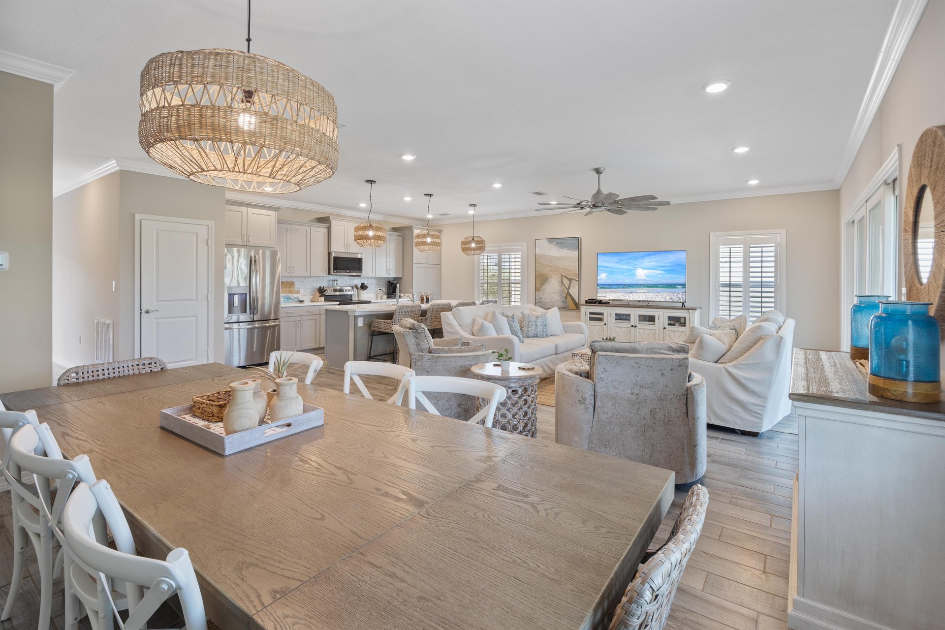Great flow. Popular floorplan by Lennar Homes.