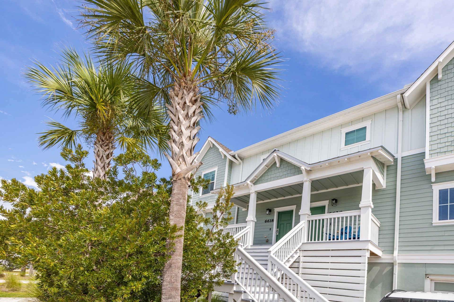 Looking for Upscale Coastal