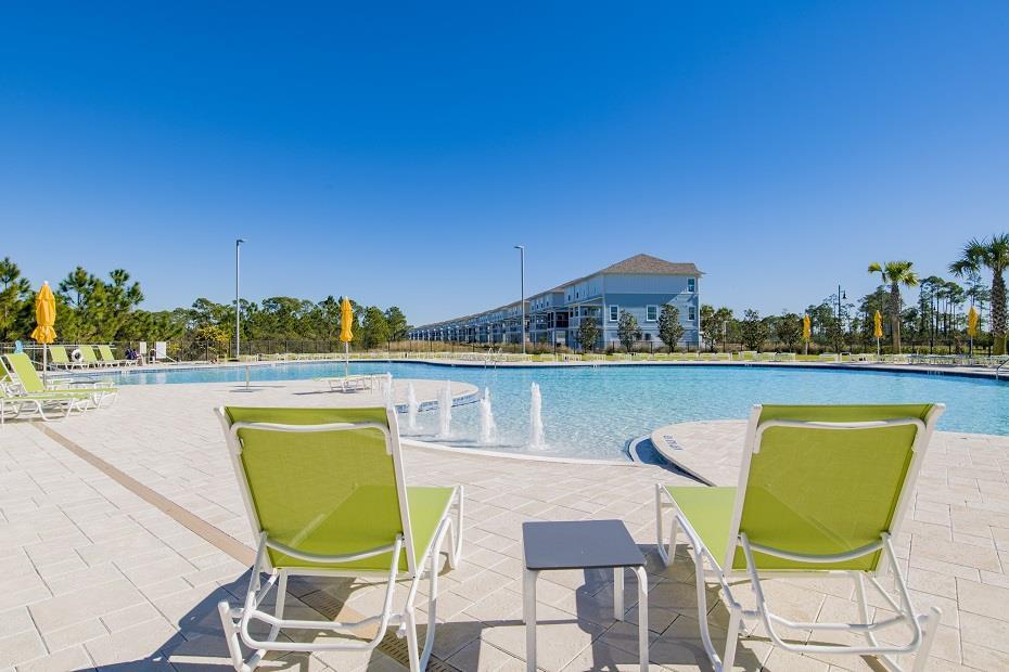 Lost Key community pool