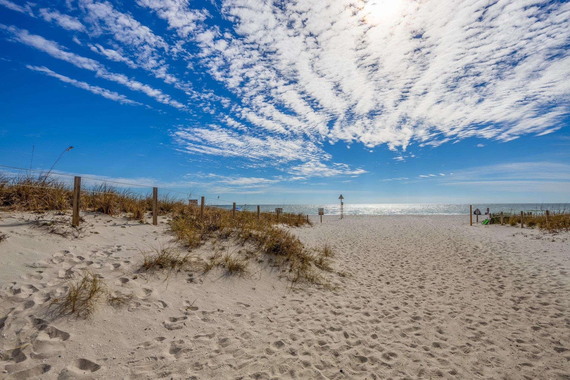 Minutes from Perdido Key Public beach access