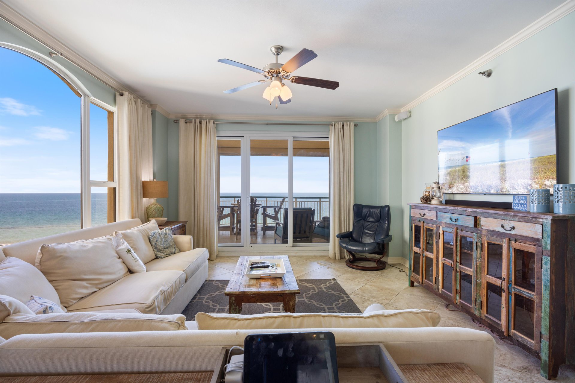 Seaside Sanctuary Beach Colony39s Beachfront Condo Invites T