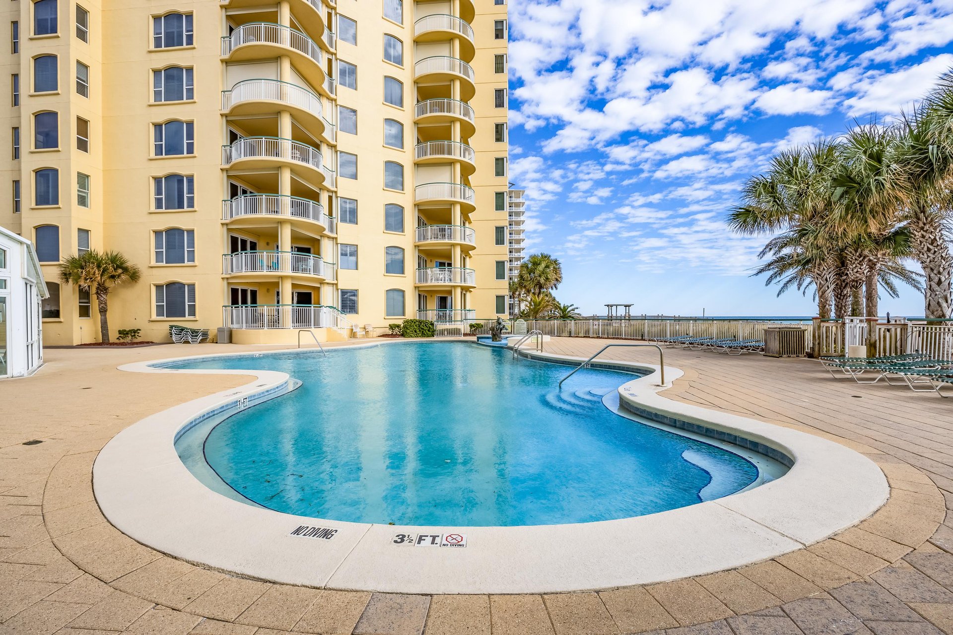 Seaside Sanctuary Beach Colony39s Beachfront Condo Invites T