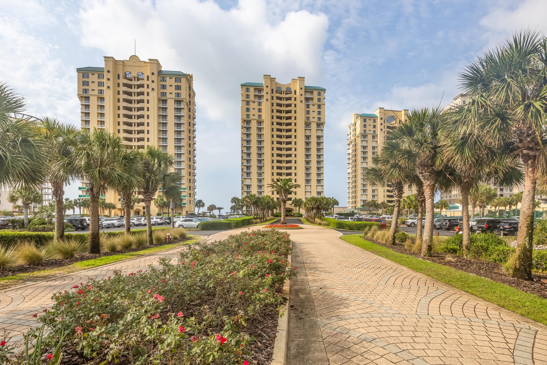 Seaside Sanctuary Beach Colony39s Beachfront Condo Invites T