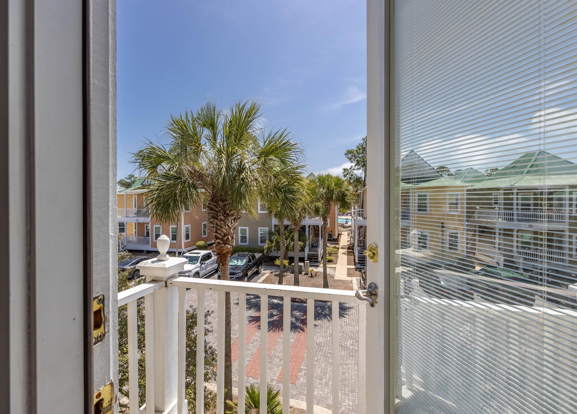 Sandcastle Key Unit 15C by PKRM