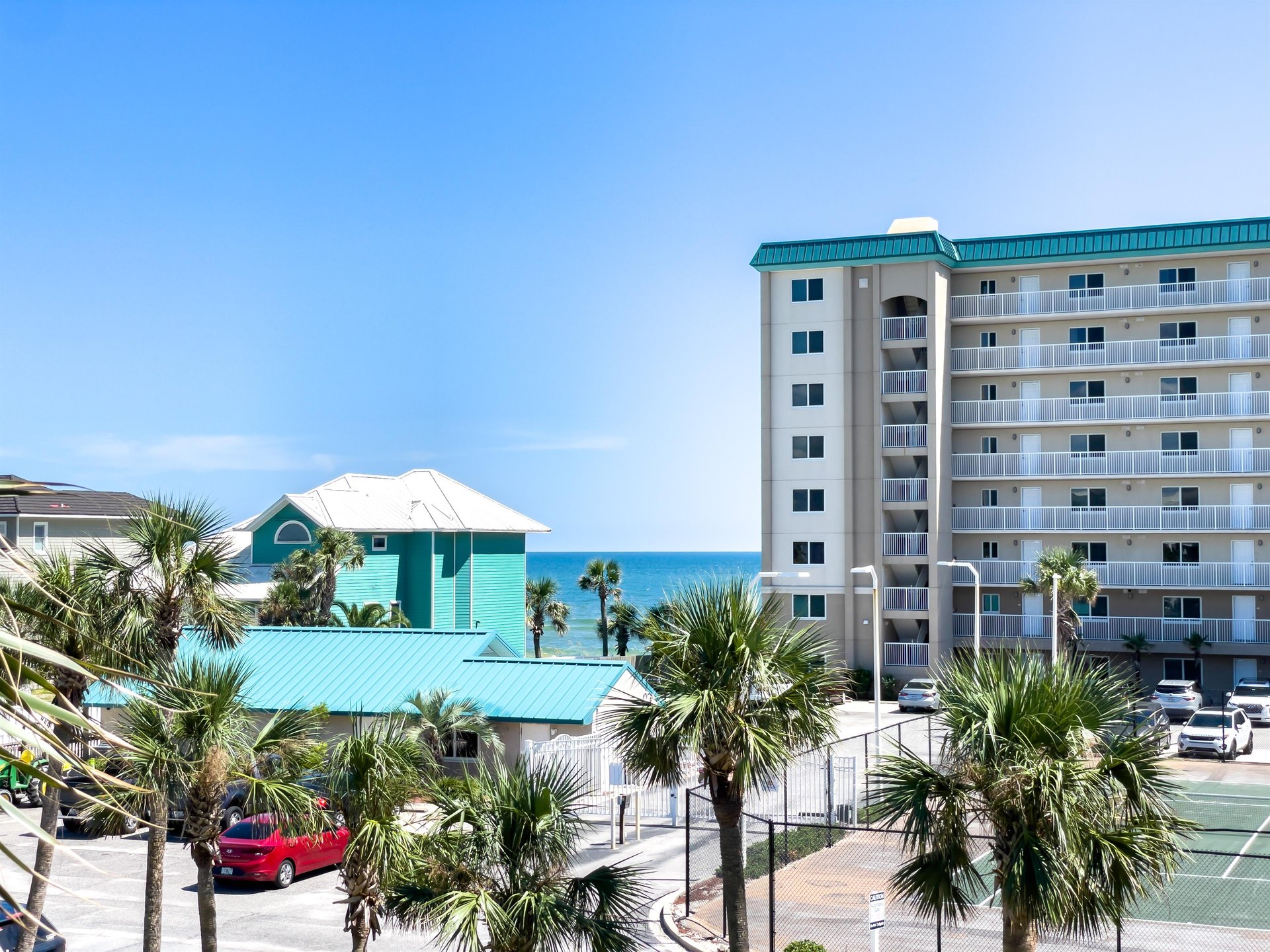 Grand Caribbean East 314 by PKRM