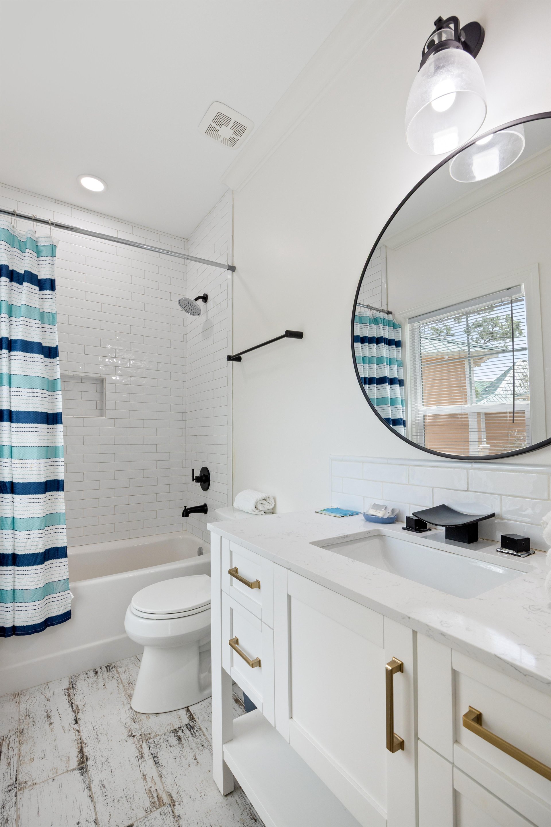 Perdi Paradise 11A by PKRM