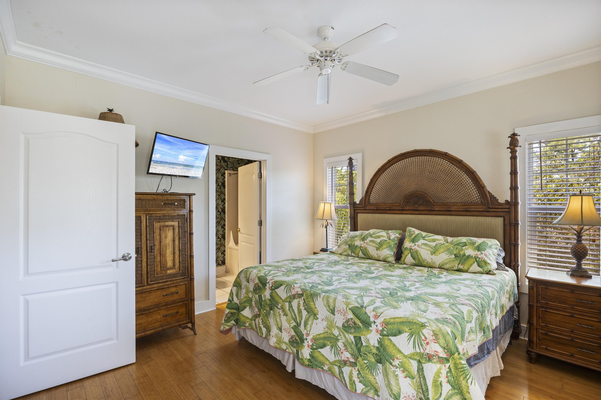 Another view of the master—plenty of space and direct access to the private upper deck
We really enjoy having this room as a retreat after a full day out
