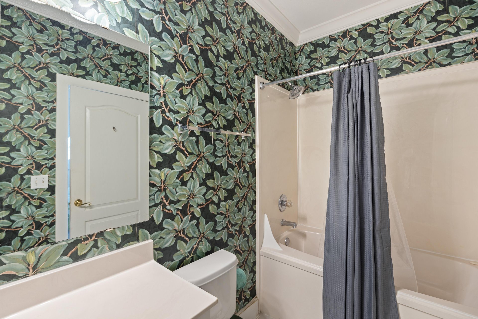 Private master bathroom with tubshower combo