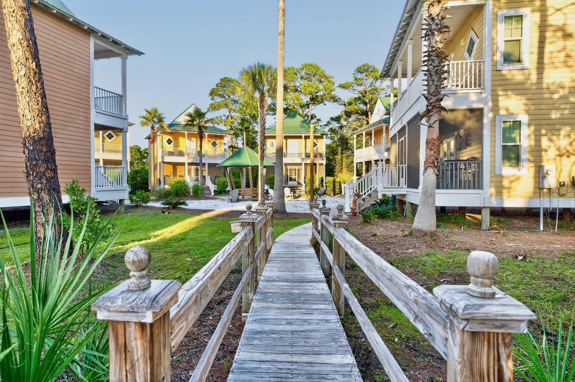 119977