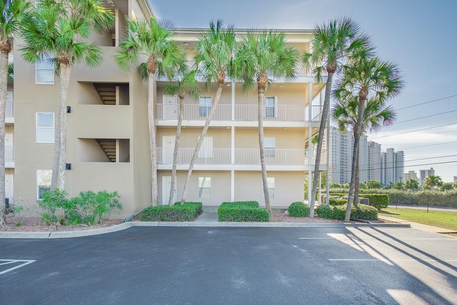 7 Grand Caribbean West 116 Exterior View