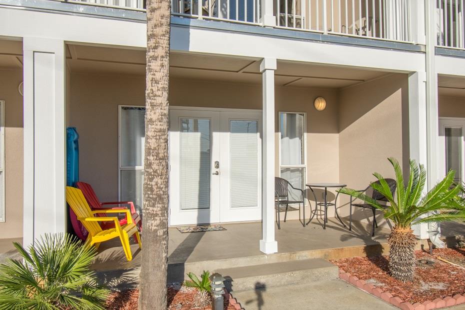 10 Grand Caribbean West 116 Ground Level Balcony