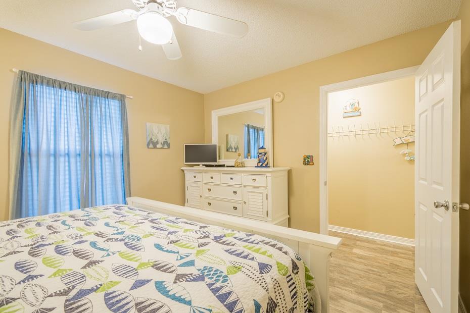 31 Grand Caribbean West 116 Bedroom