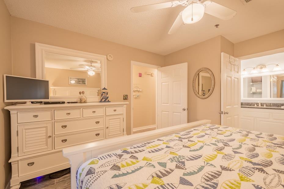 34 Grand Caribbean West 116 Bedroom