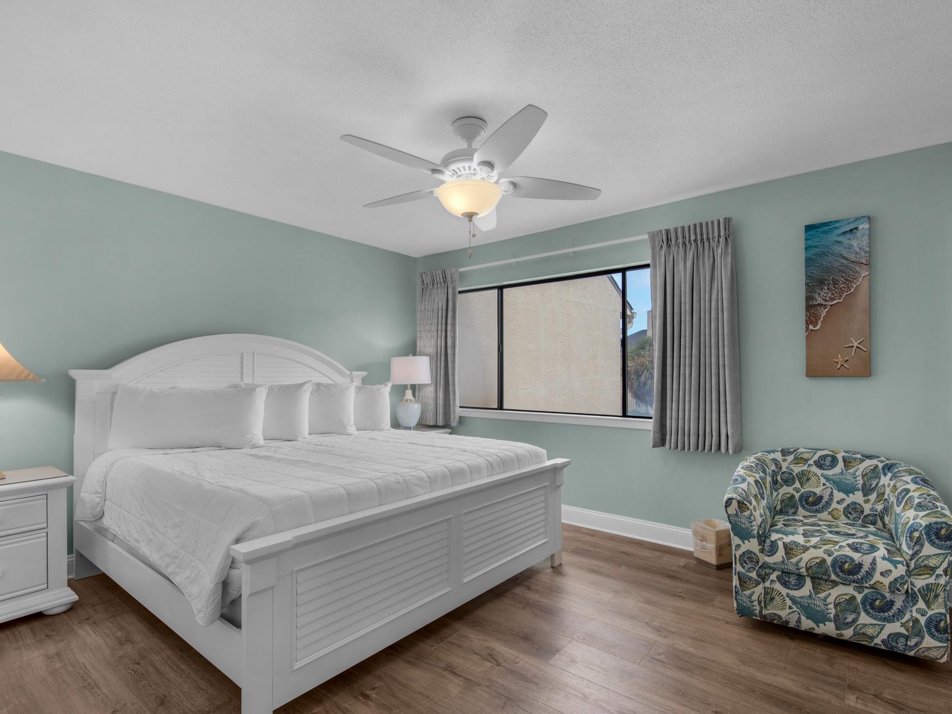 2nd floor bedroom with King bed