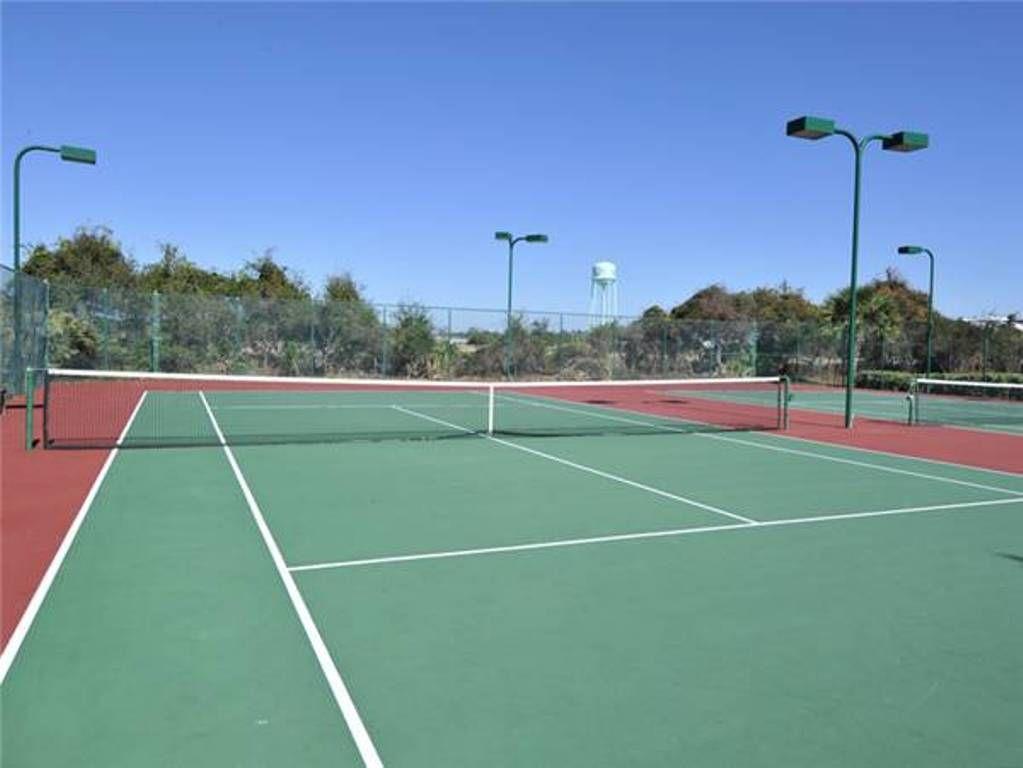Complex provides tennis courts