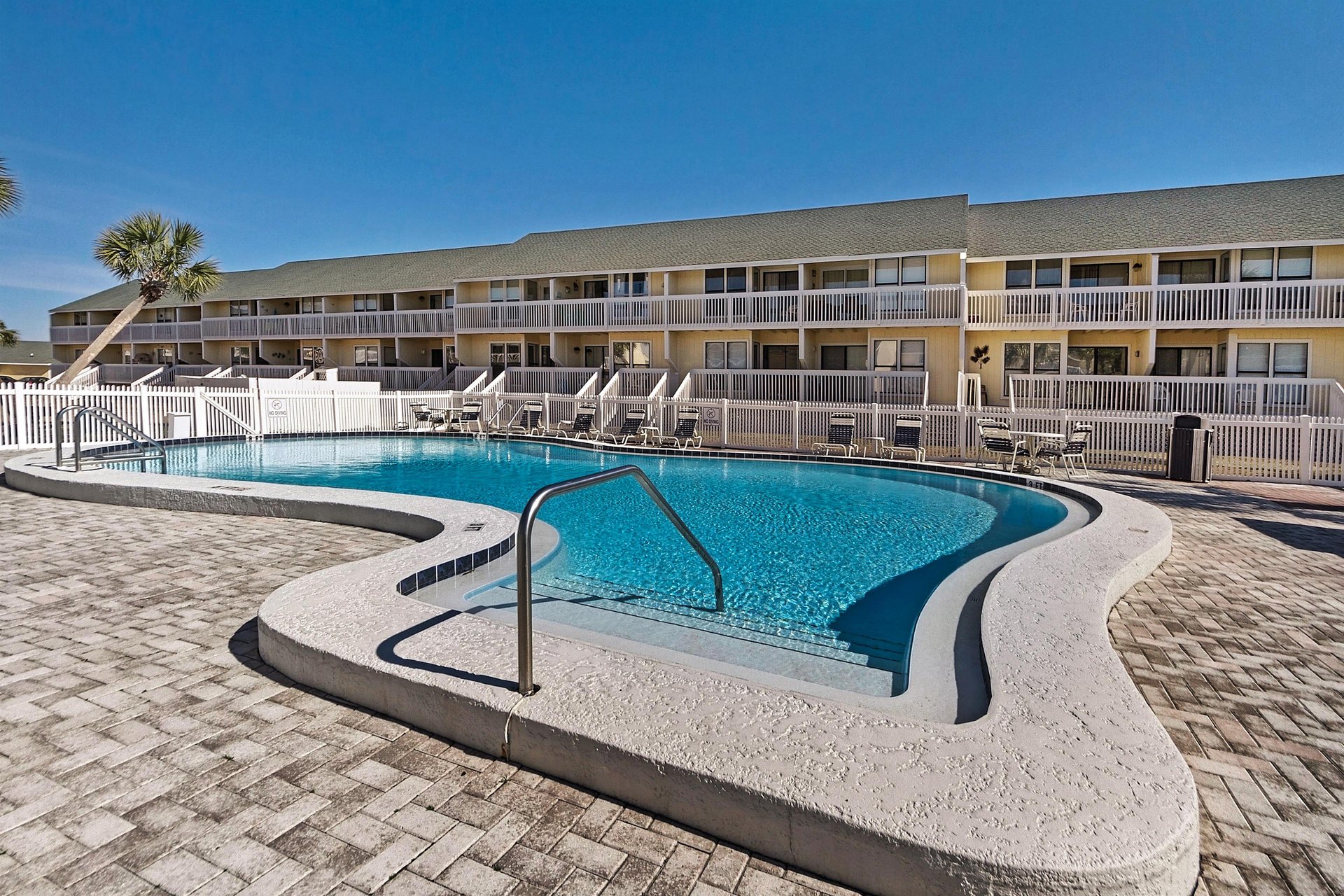 Fourth Community Pool