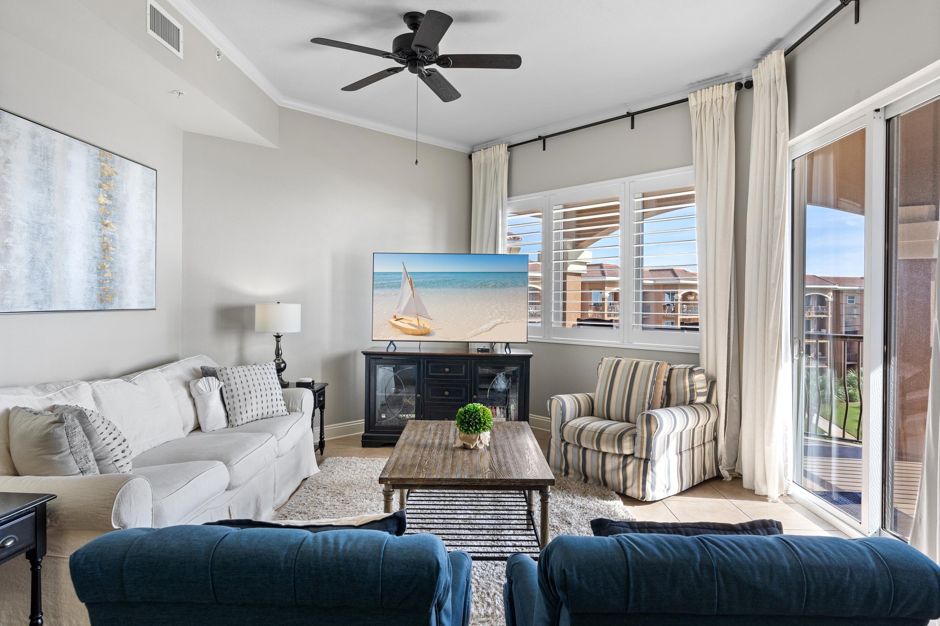 Spacious Living Room