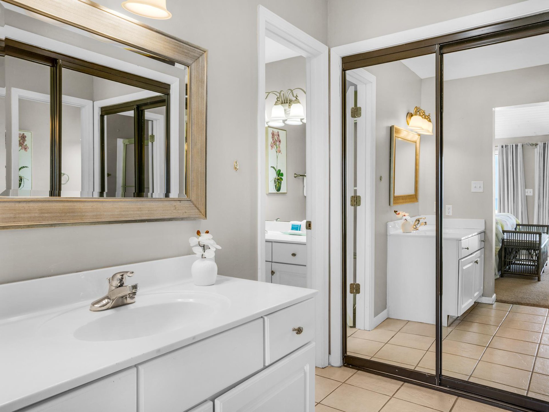 2nd Floor Primary Vanity Area