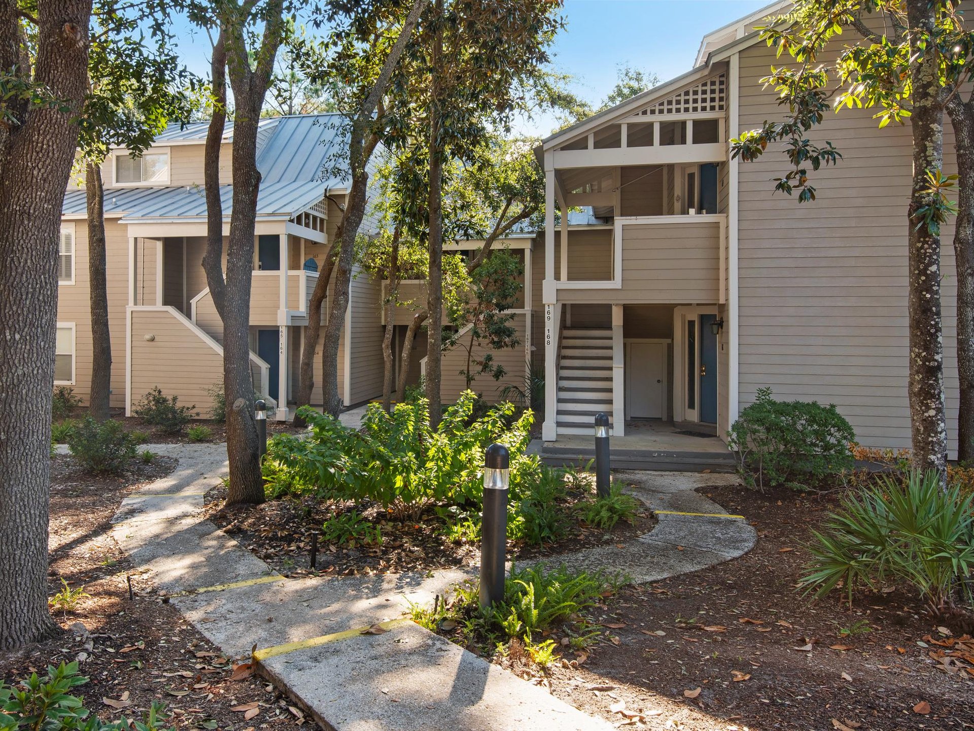 Walkway to Cottage 169