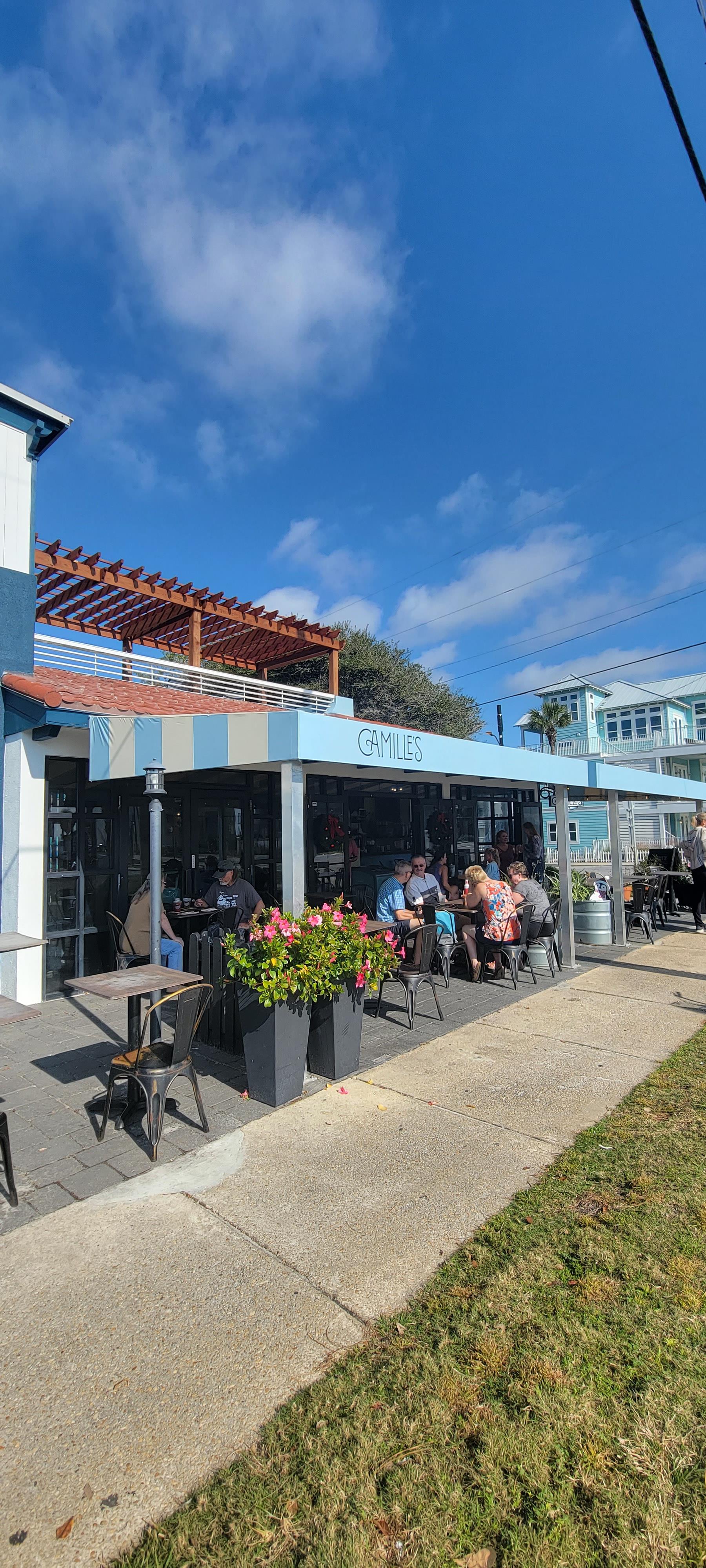 Camilles Cafe and Beach bar