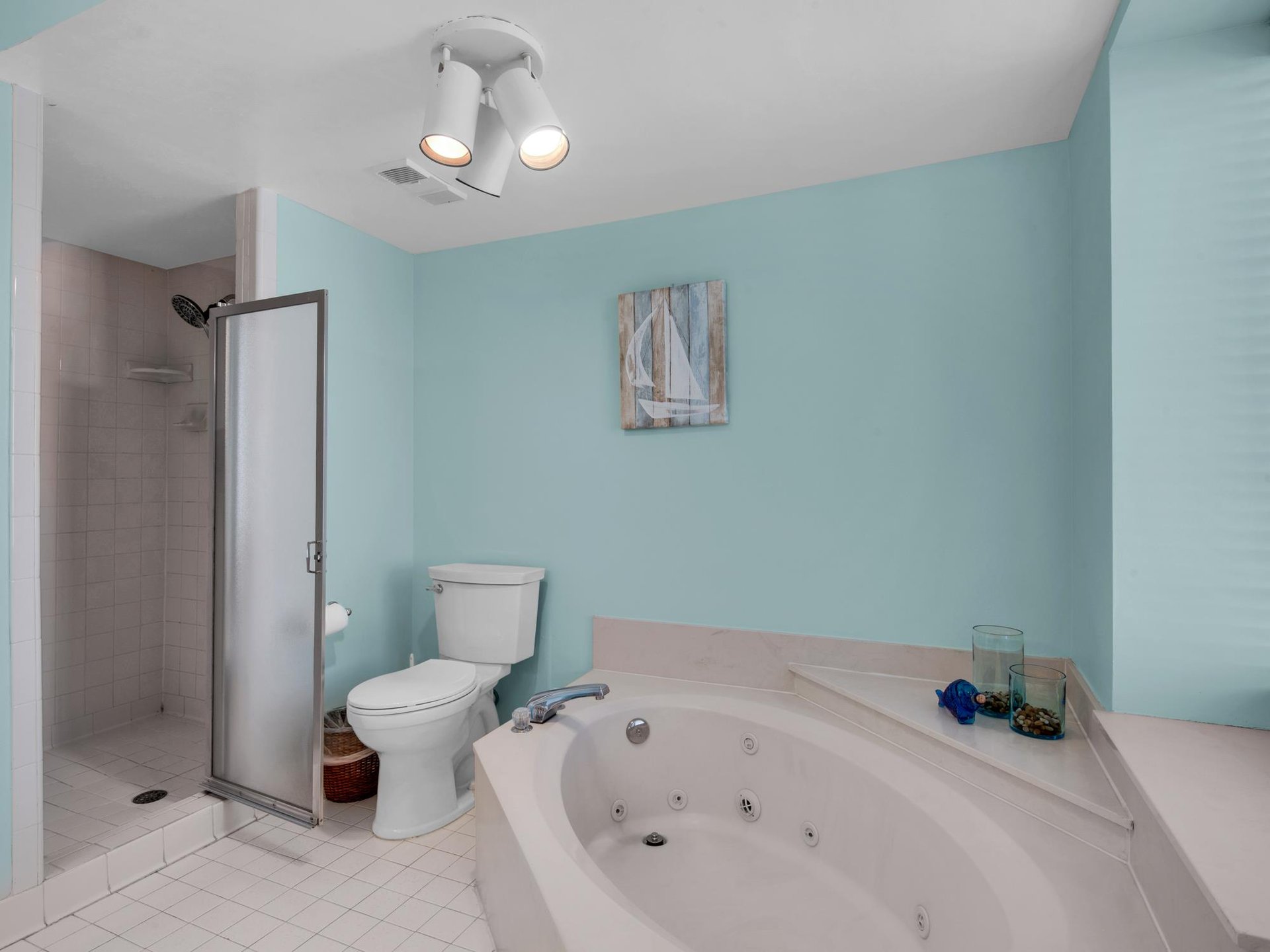 Shower and Large Soaking Tub in Primary Bath
