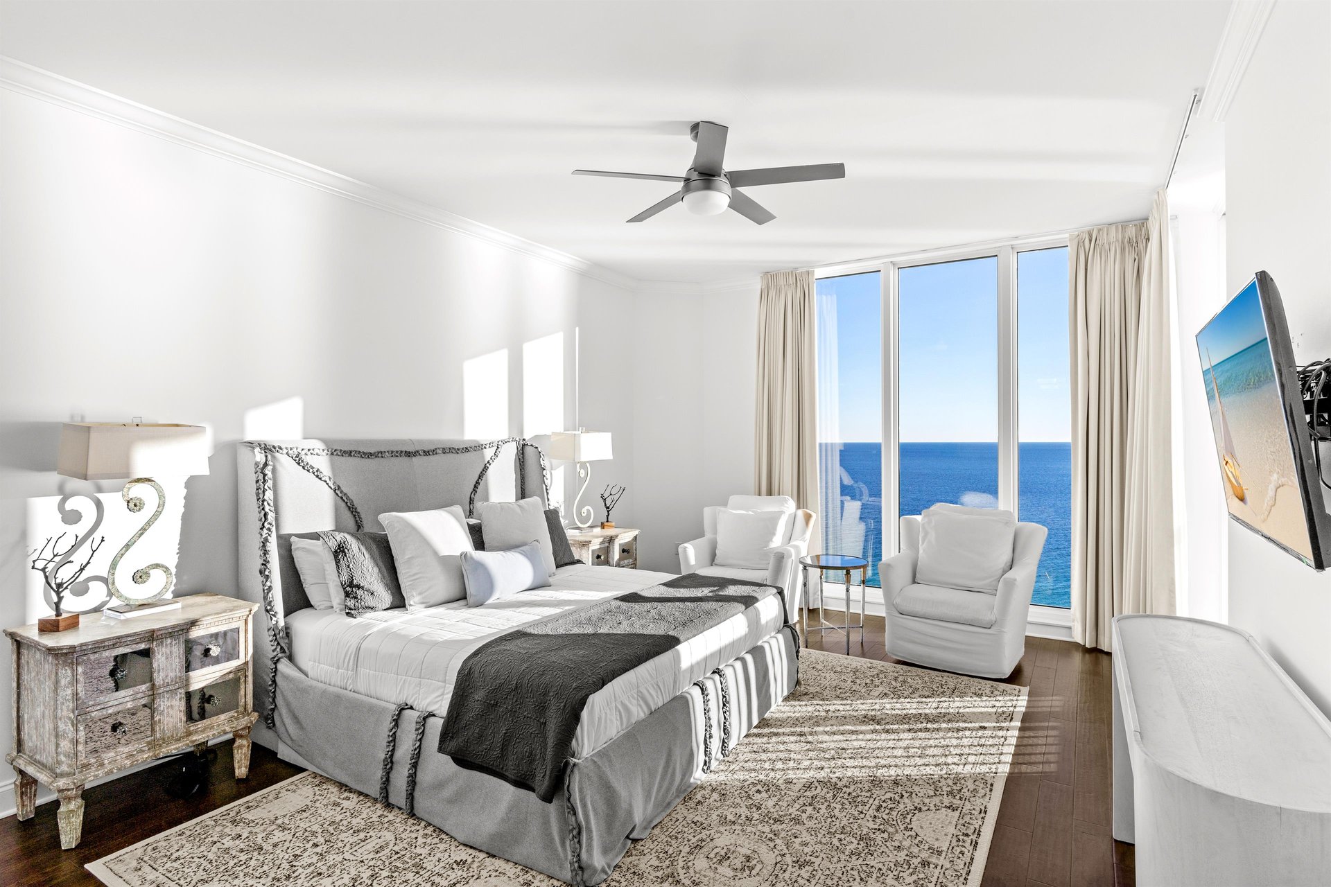 2nd Floor King Suite