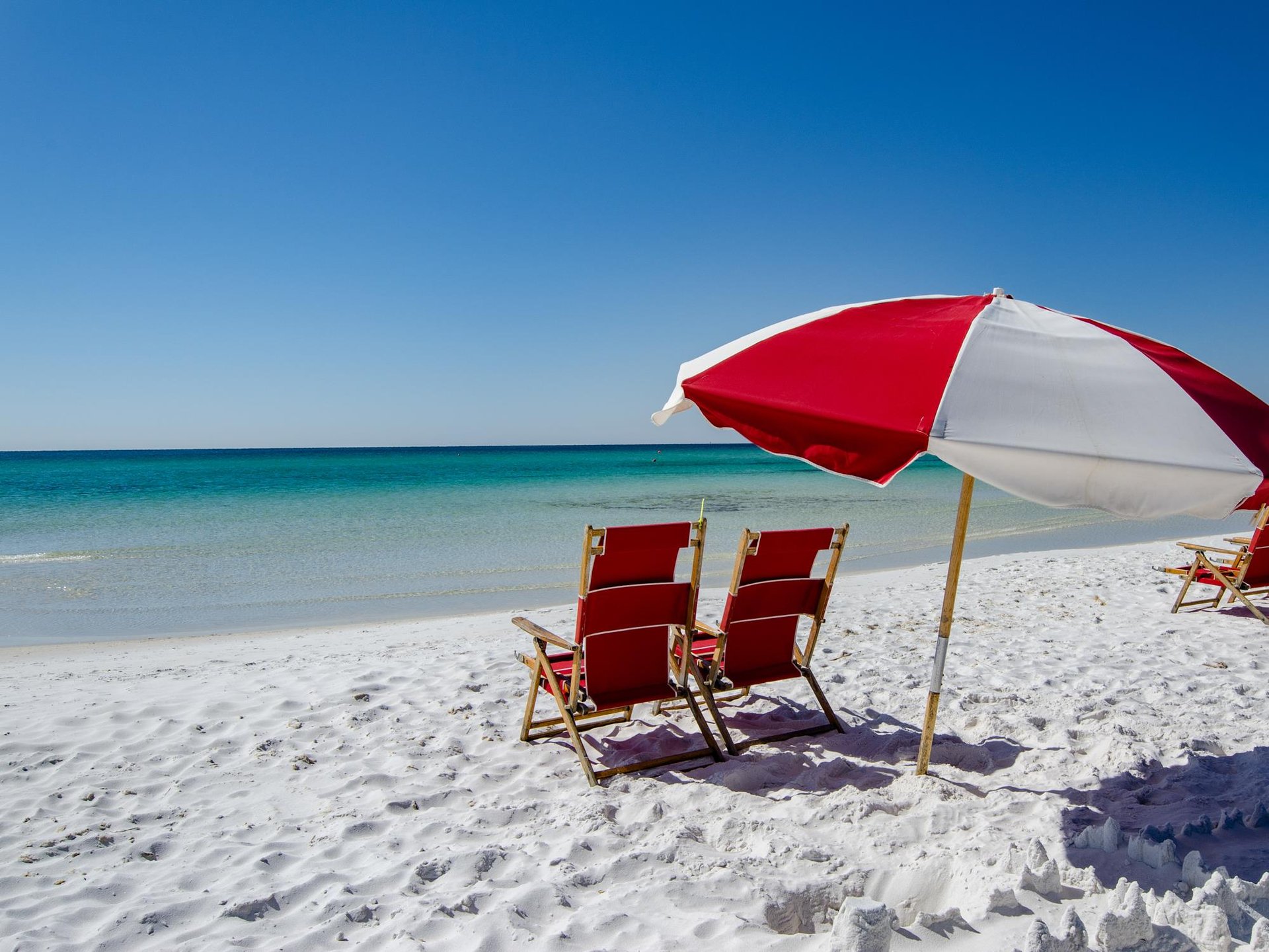 Relaxation with Free 2 Seasonal Beach Chairs and 1 Umbrella