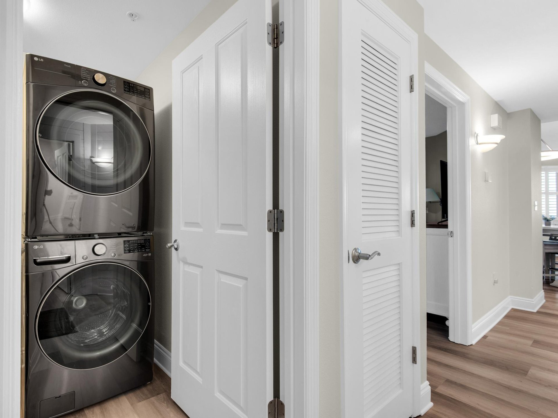 Convenient in Unit Laundry