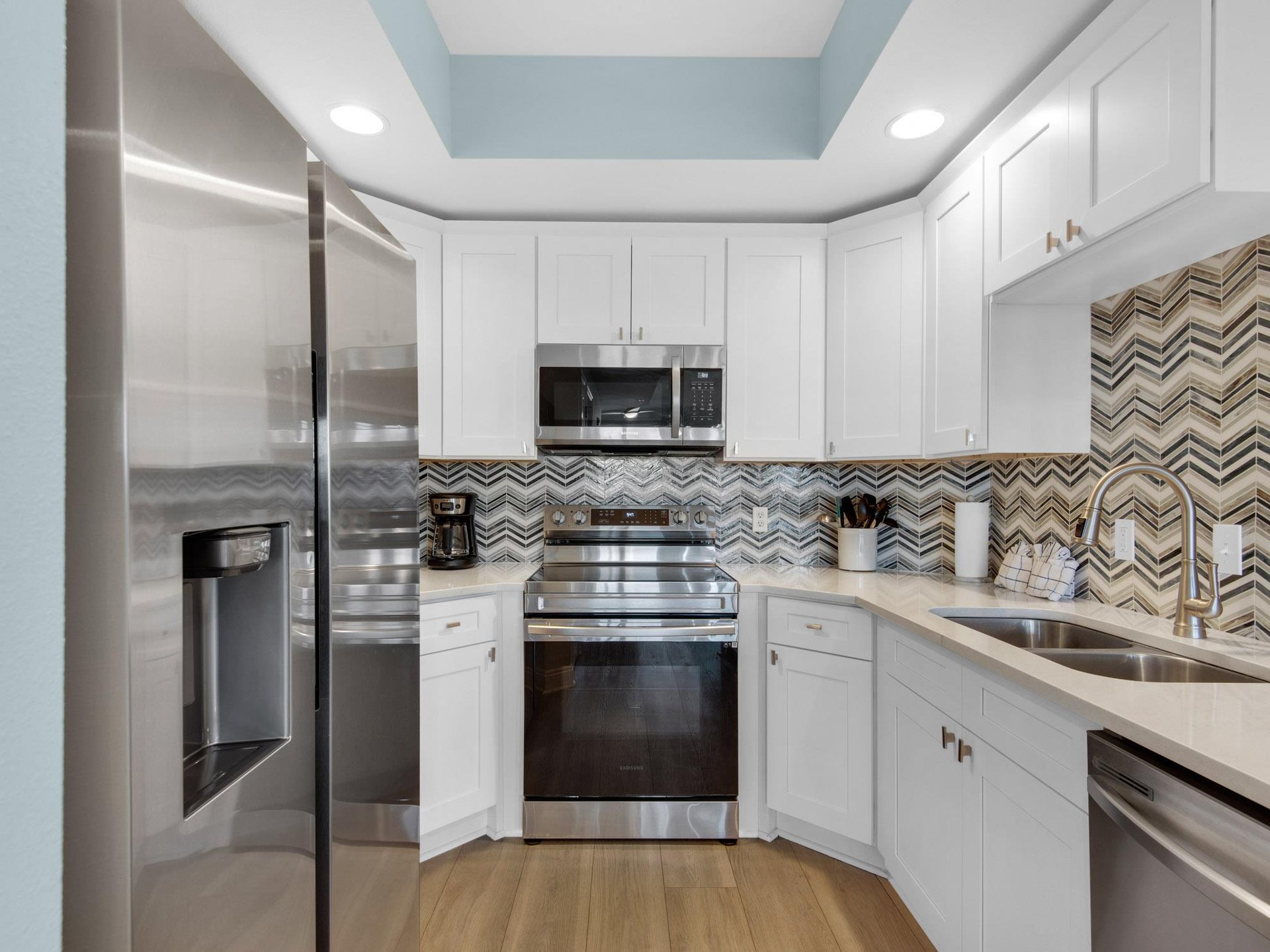 Updated Kitchen with Stainless Appliances