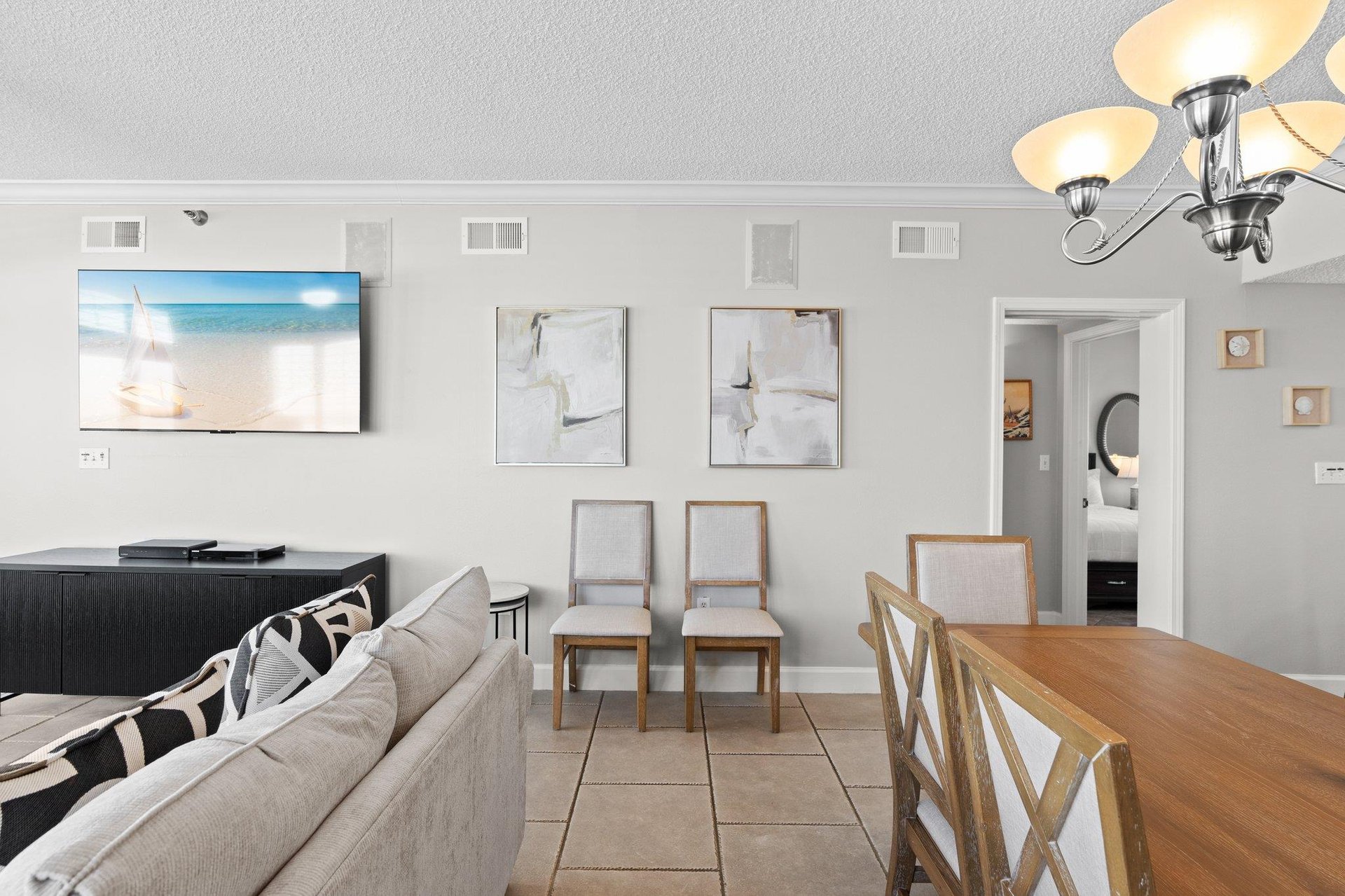 Extra Seating for the Dining Table