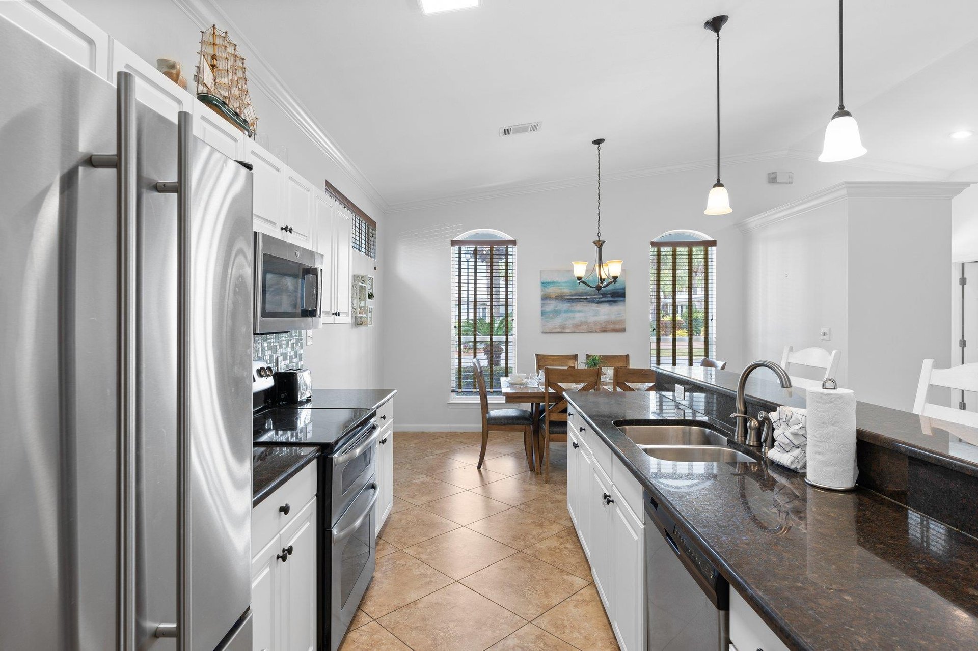 Kitchen with plenty of counter space