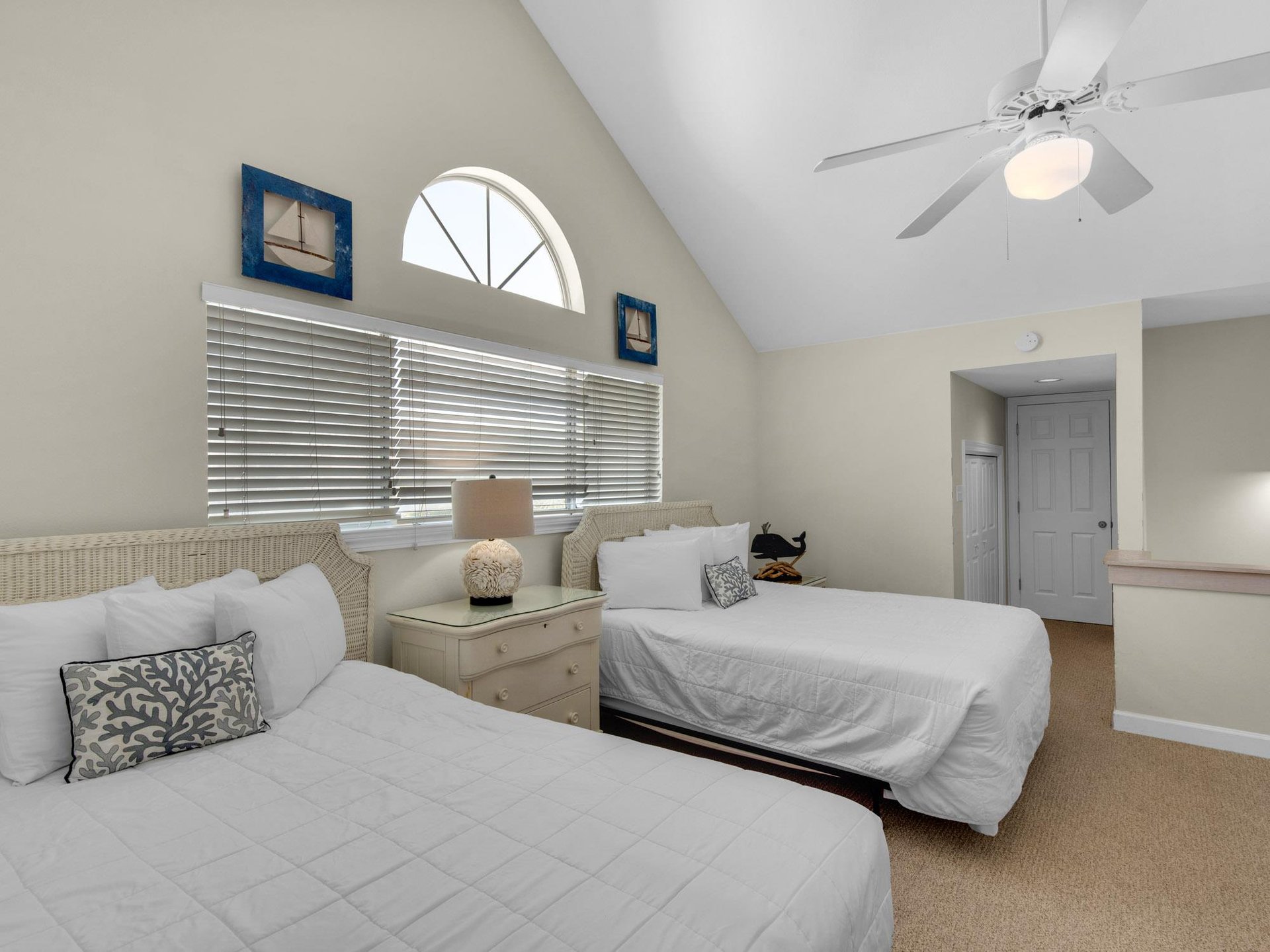 Loft Bedroom with 2 Queen Beds