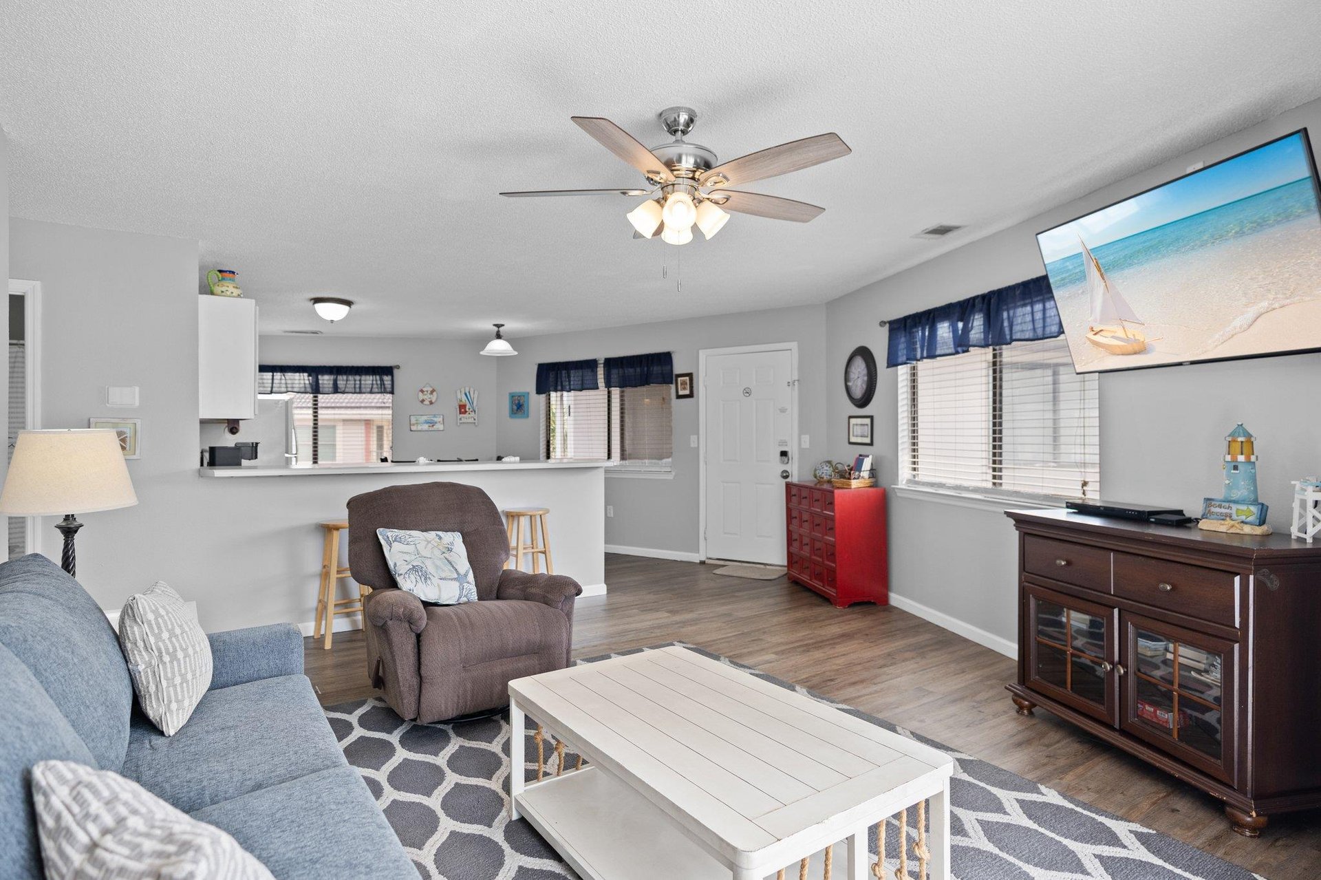 Living and Kitchen Areas