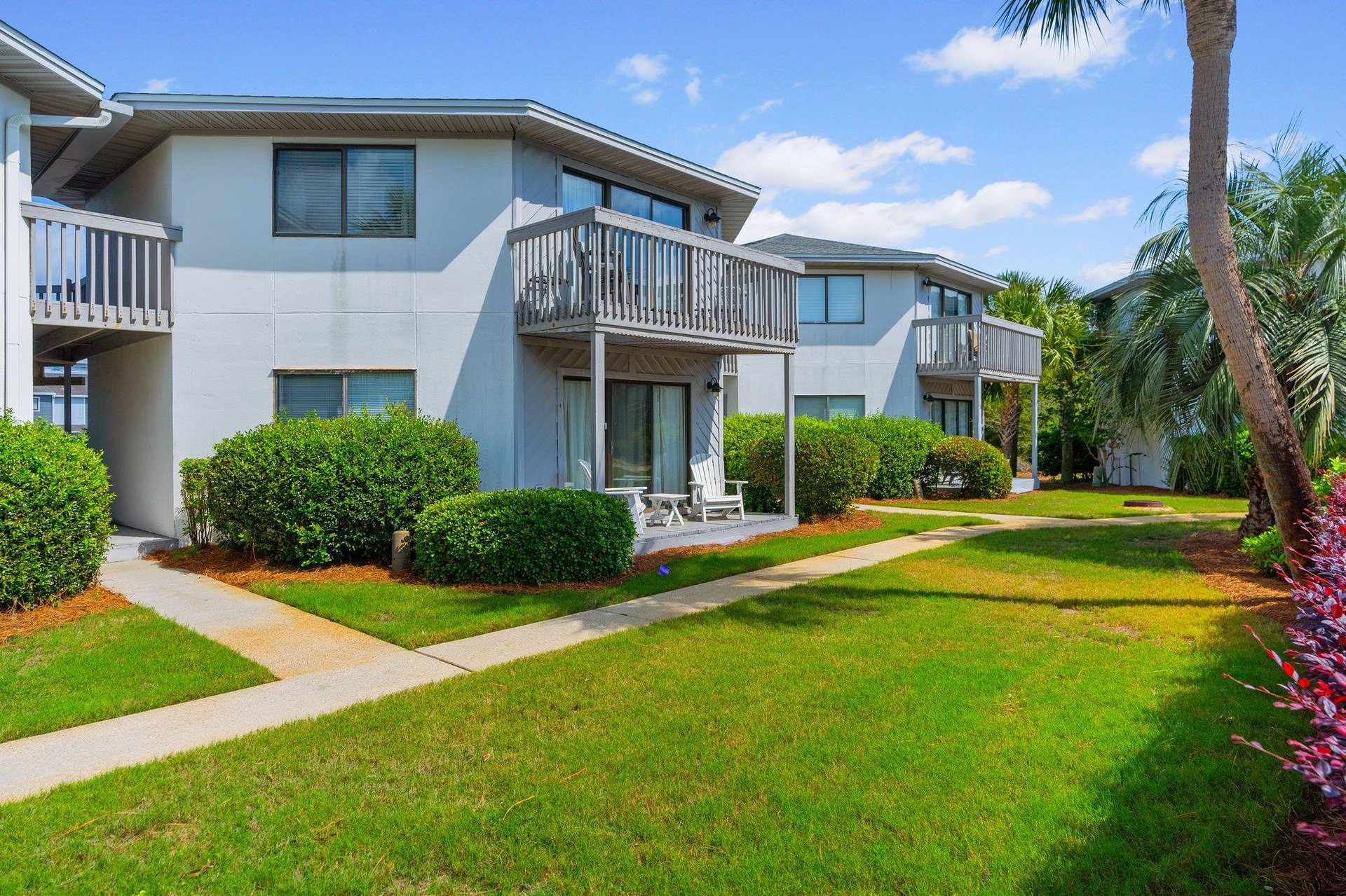 View of Units 1B and 1A