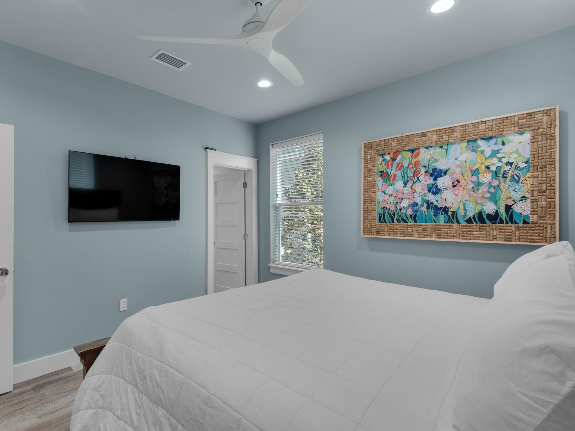 Bedroom 5  1st Fl King TV with private bathroom