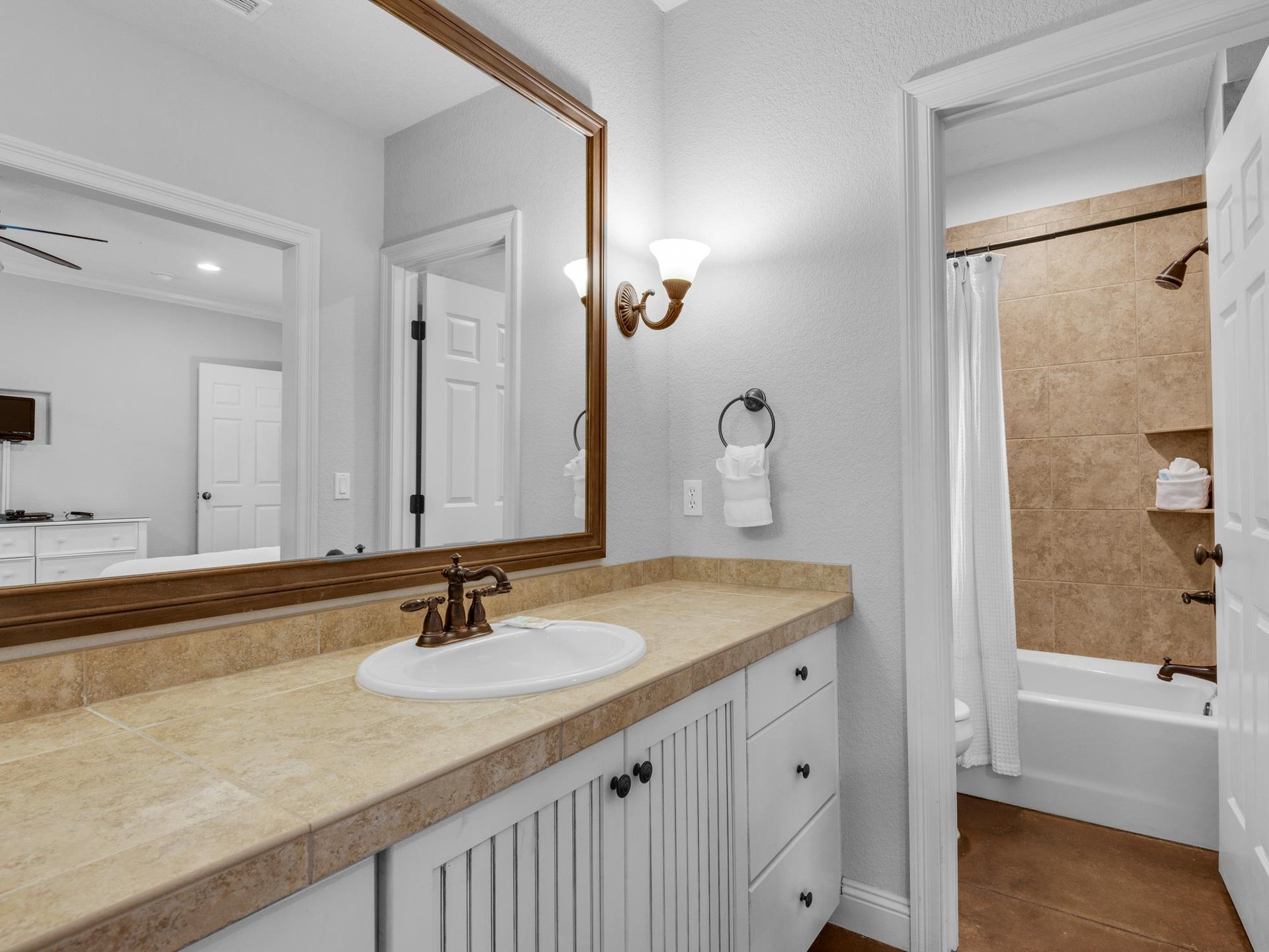 1st Floor Bathroom 2