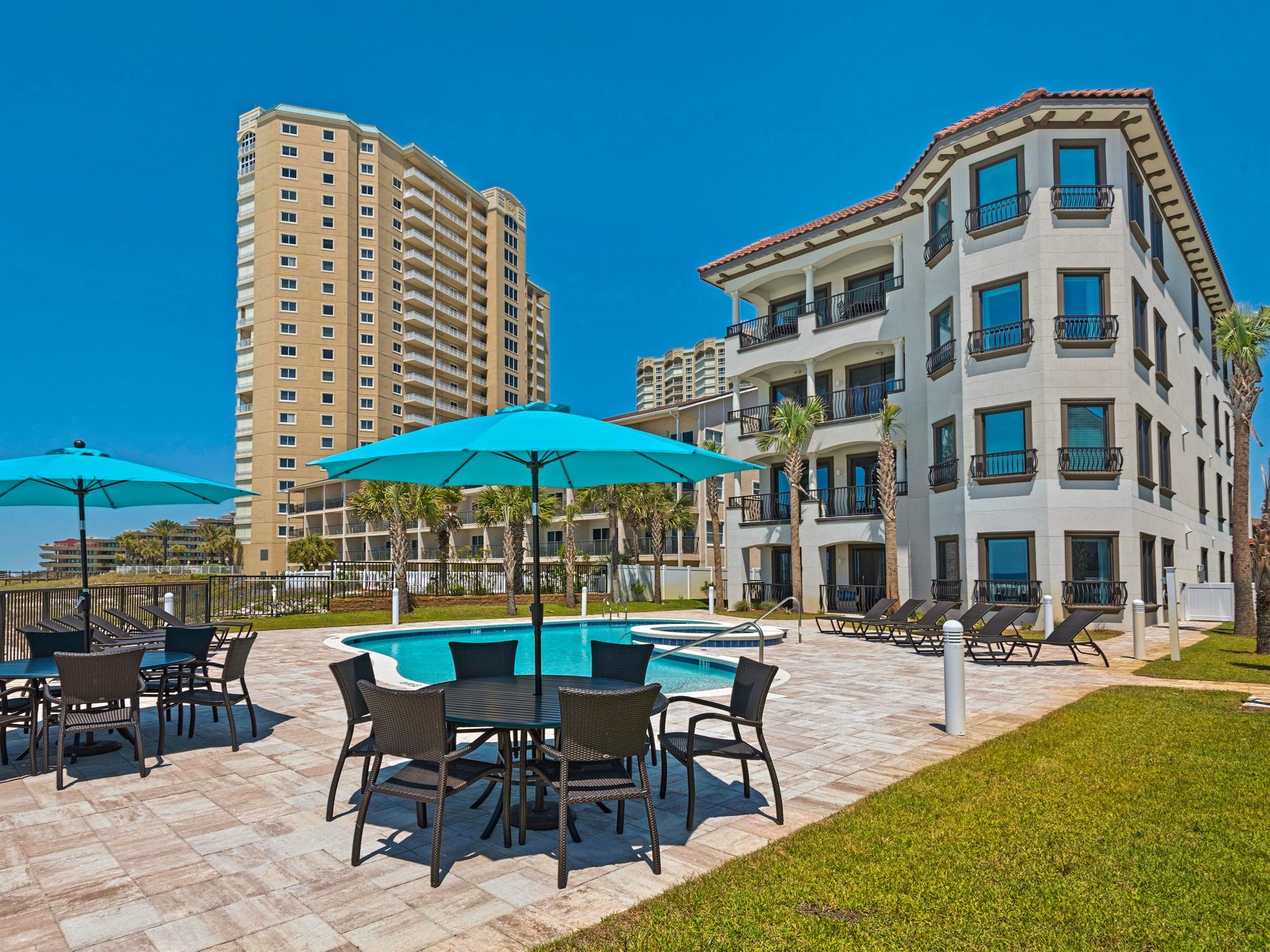 Seating on the Pool Deck