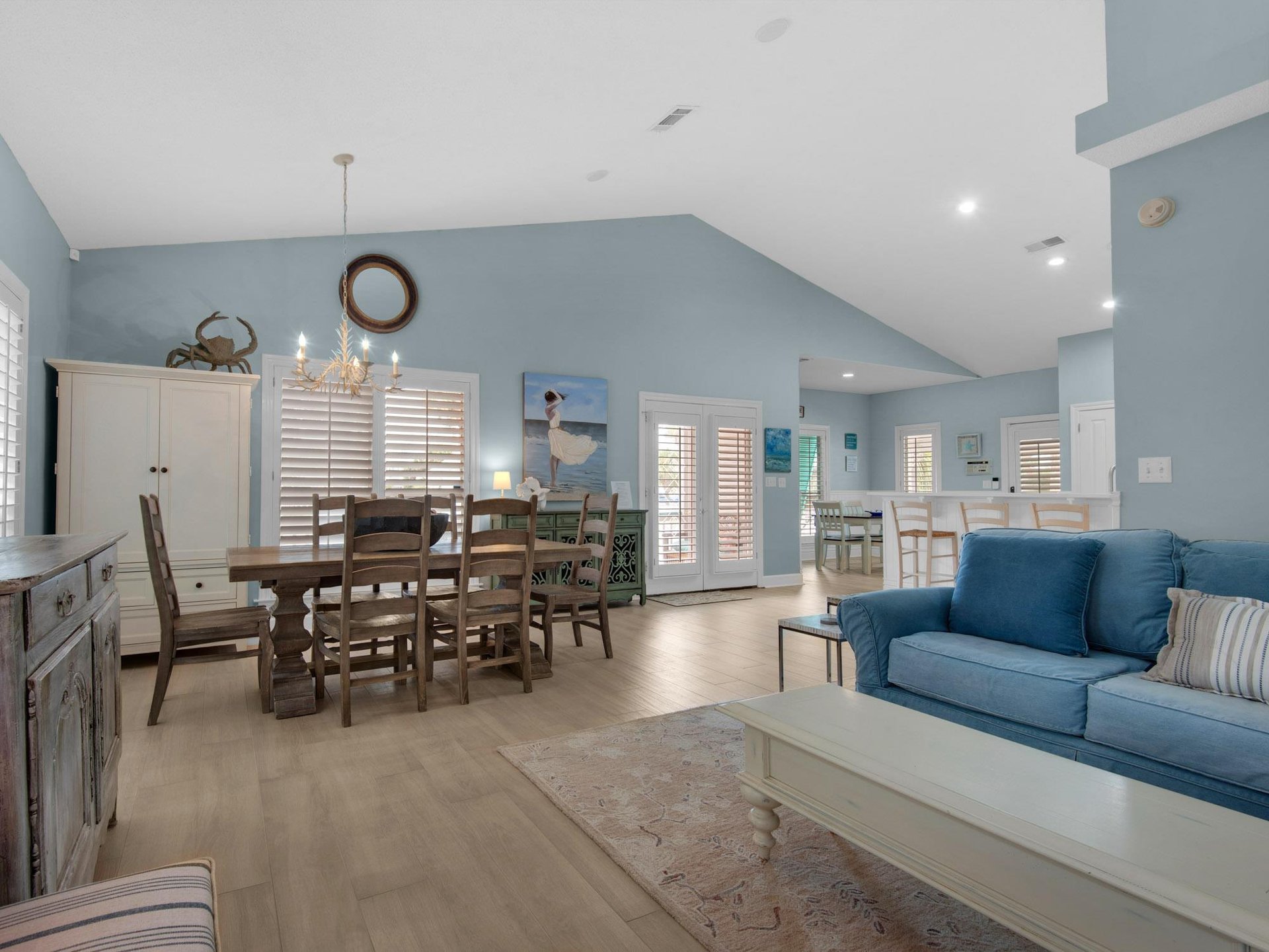 Living and Dining Area