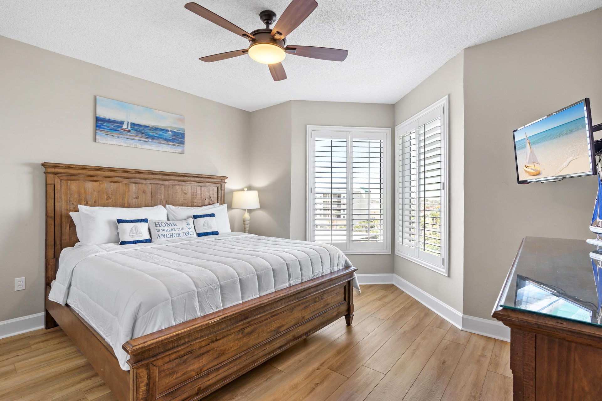 Bedroom 2 with King Bed